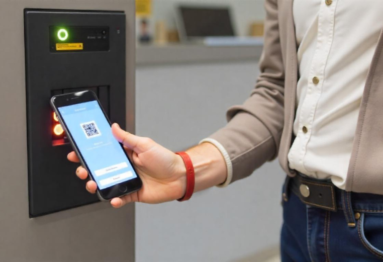 Contactless event check-in using Apple and Google Wallet on smartphone